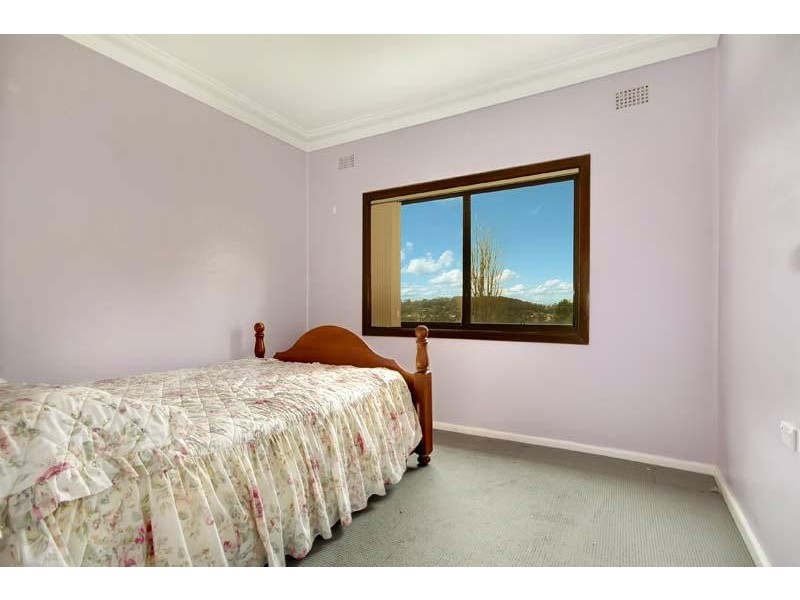 13 Outlook Dr, Figtree NSW 2525