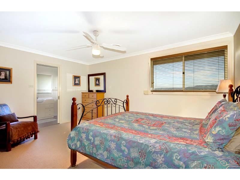 14 Kirriemuir  Glen, Horsley NSW 2530