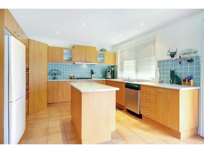 14 Kirriemuir  Glen, Horsley NSW 2530