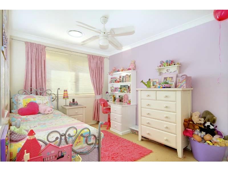 14 Kirriemuir  Glen, Horsley NSW 2530