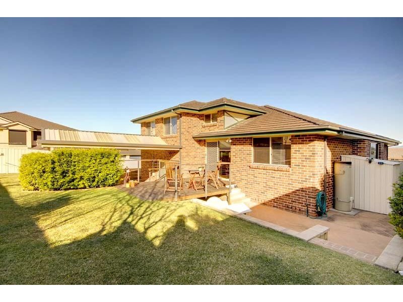 14 Kirriemuir  Glen, Horsley NSW 2530