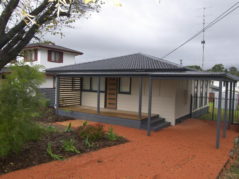 16 Bangaroo Ave, Dapto NSW 2530