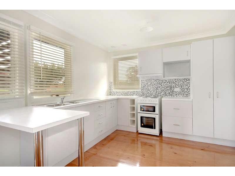 16 Bangaroo Ave, Dapto NSW 2530