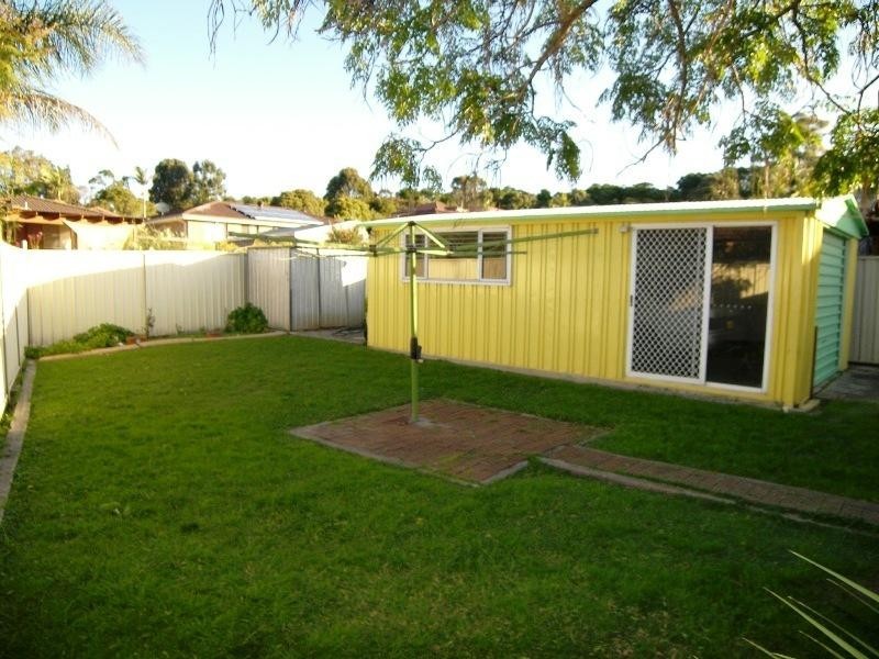 3 Rosewall Pl, Berkeley NSW 2506