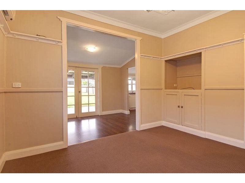 127 Prince Edward Dr, Dapto NSW 2530