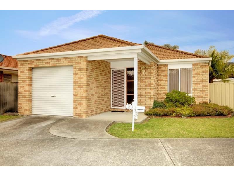 2 Jenail Pl, Horsley NSW 2530