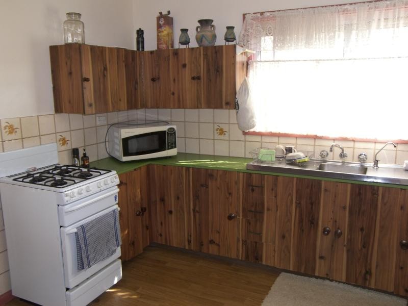 8 Heininger St, Dapto NSW 2530