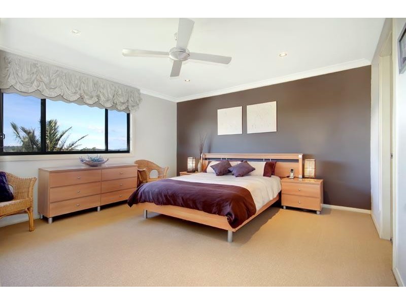 76 Horsley Dr, Horsley NSW 2530