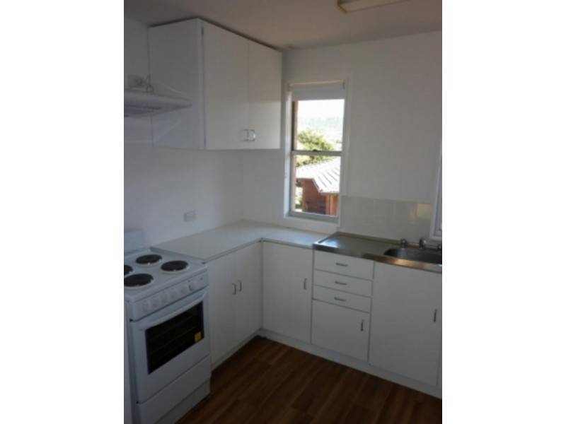 4  Emerson  Rd, Dapto NSW 2530