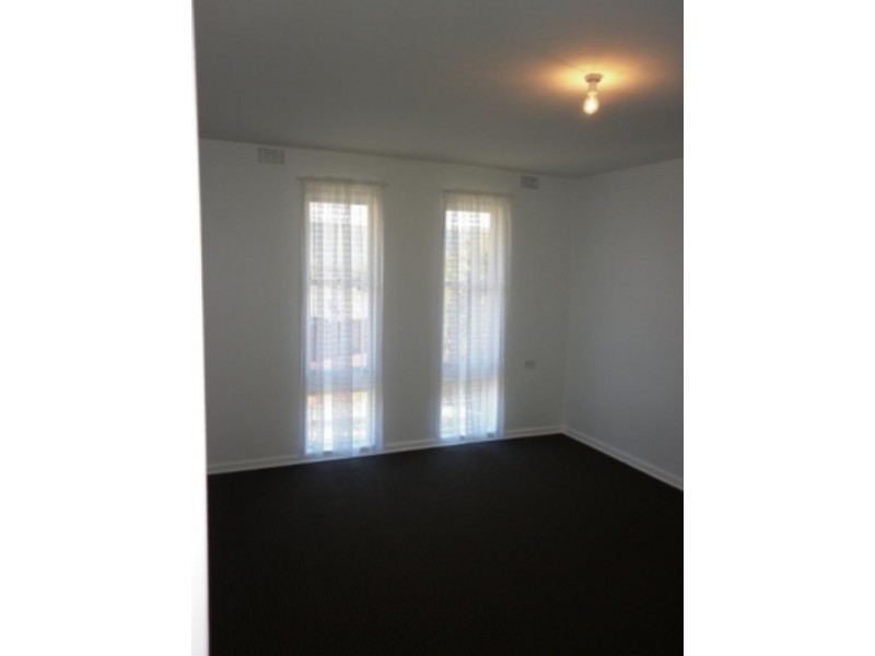 4  Emerson  Rd, Dapto NSW 2530