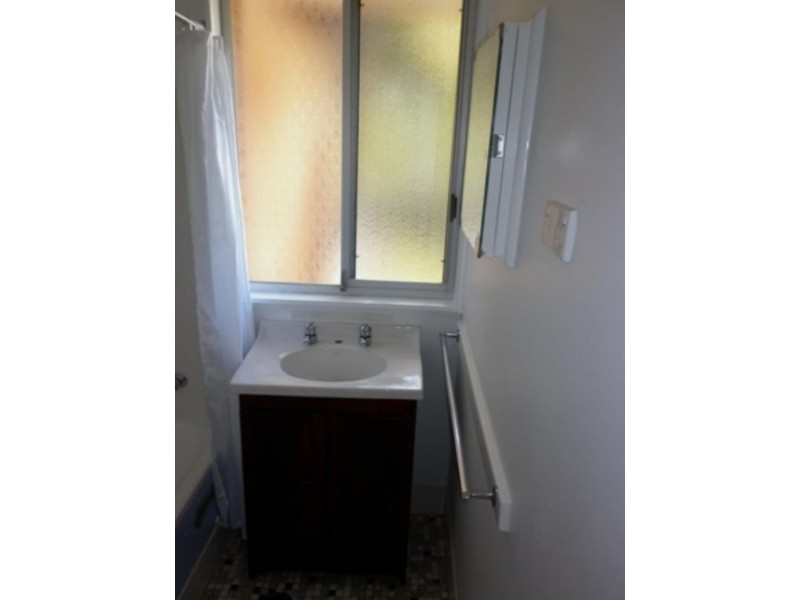 4  Emerson  Rd, Dapto NSW 2530