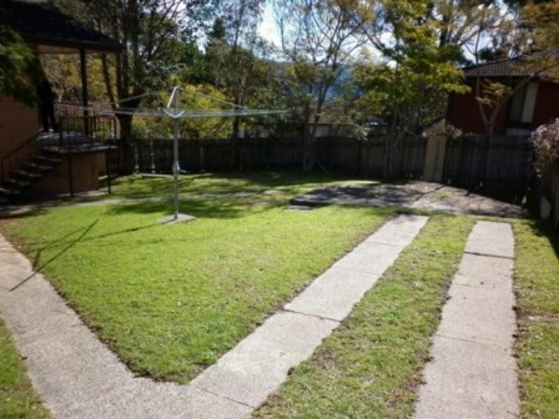 4  Emerson  Rd, Dapto NSW 2530