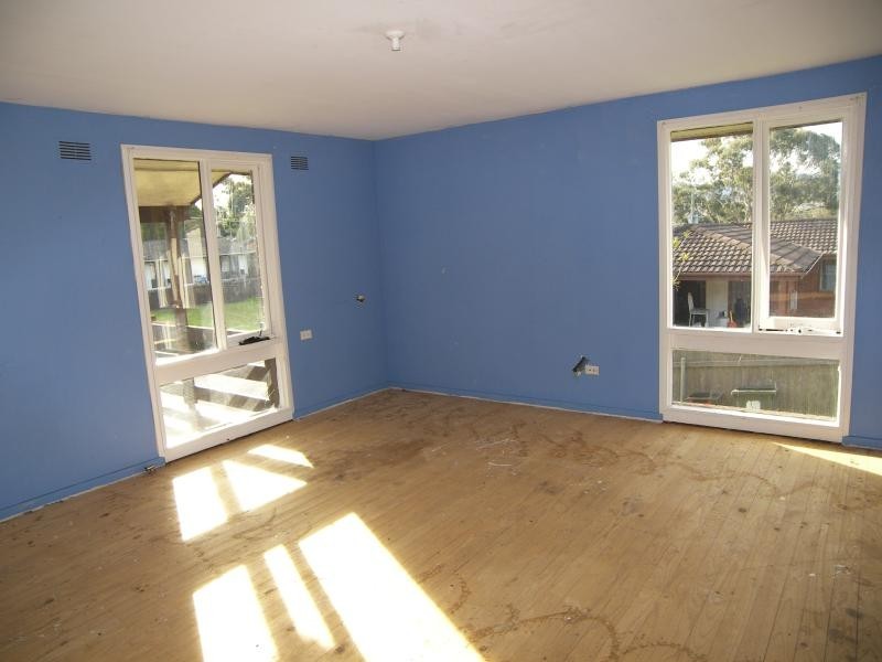 9 Churinga Cir, Koonawarra NSW 2530