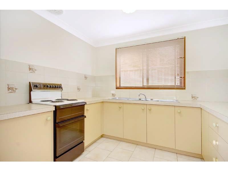 7 Ellamatta Pl, Horsley NSW 2530