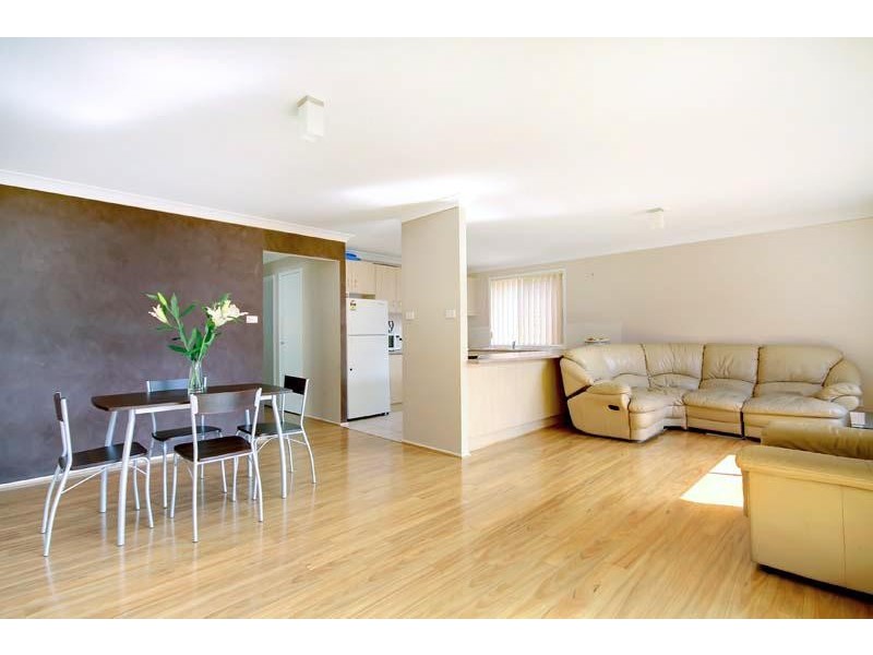 91 Horsley Dr, Horsley NSW 2530