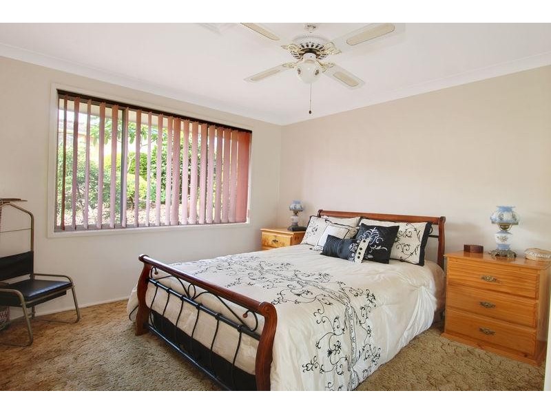 94 Tait Ave, Kanahooka NSW 2530