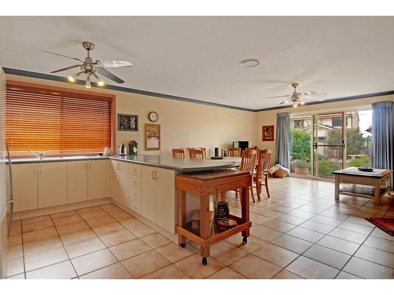46 Sunnybank Cres, Horsley NSW 2530