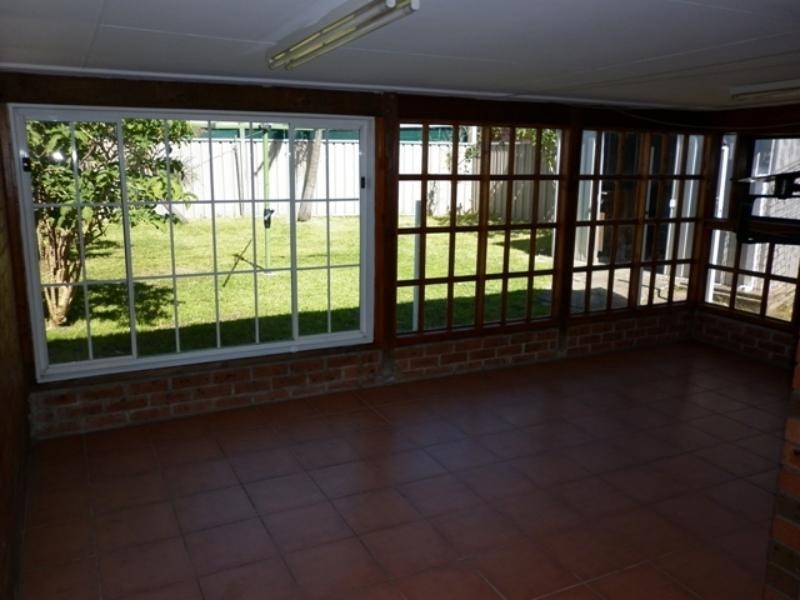 2/3 Sunnybank  Cres, Horsley NSW 2530