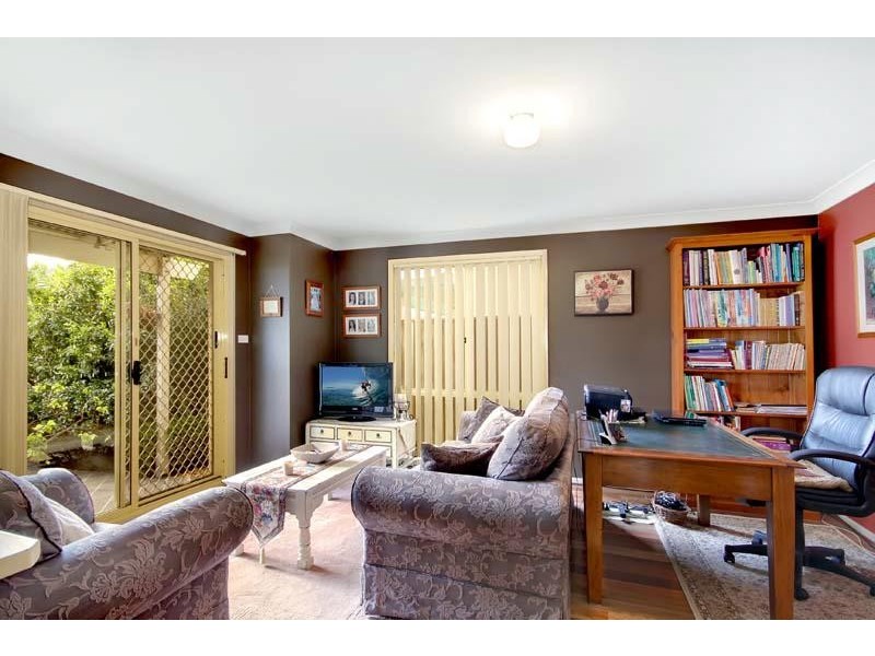 11 Paddington  Lane, Dapto NSW 2530