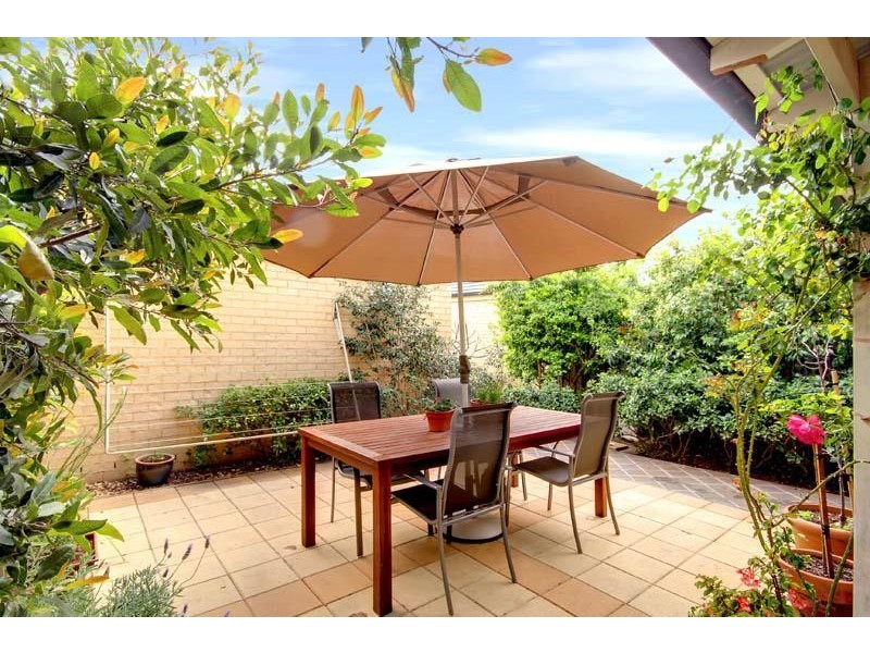 11 Paddington  Lane, Dapto NSW 2530