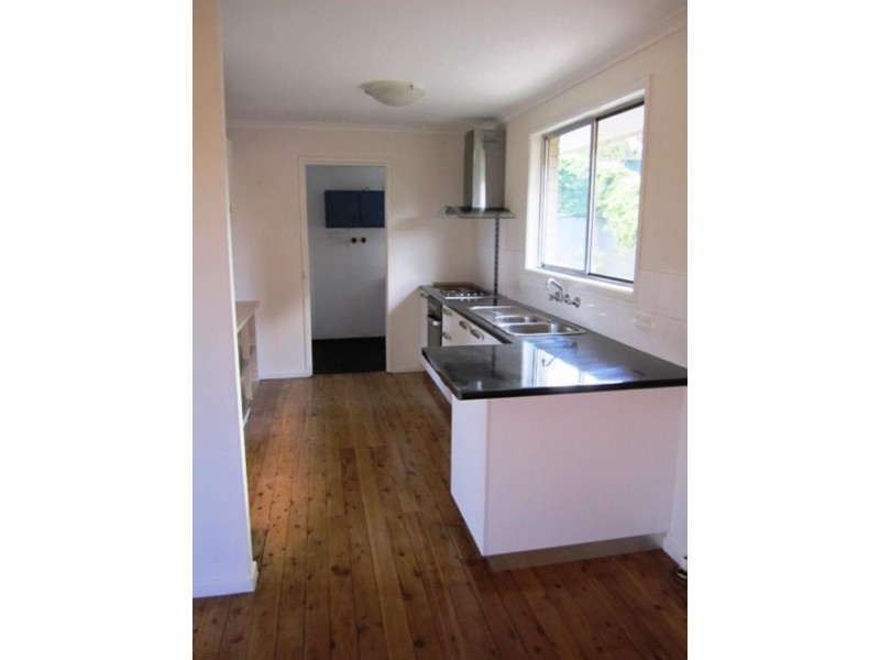 54 Emerson Rd, Dapto NSW 2530