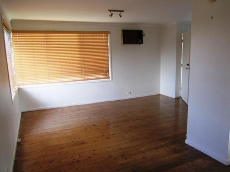 54 Emerson Rd, Dapto NSW 2530