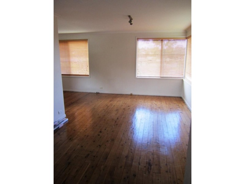 54 Emerson Rd, Dapto NSW 2530