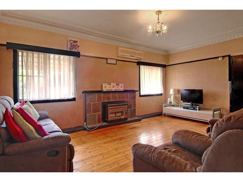 131 Fowlers  Rd, Dapto NSW 2530