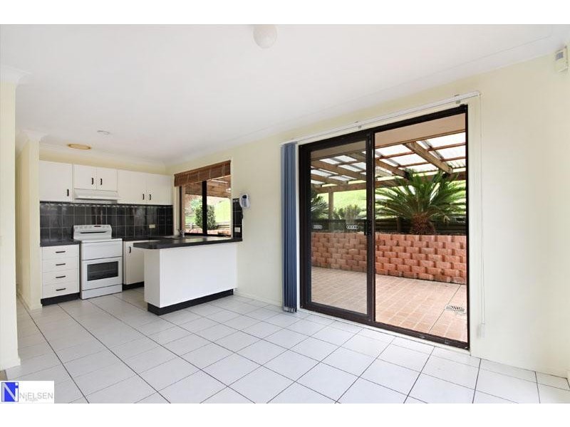 5 Paltarra Pl, Cordeaux Heights NSW 2526