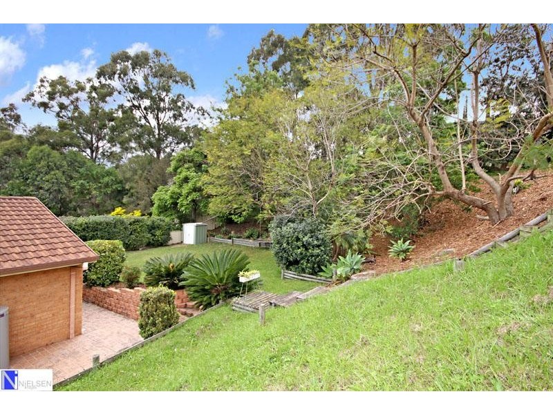 5 Paltarra Pl, Cordeaux Heights NSW 2526