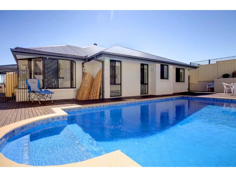 47 Murra Murra Rd, Kanahooka NSW 2530