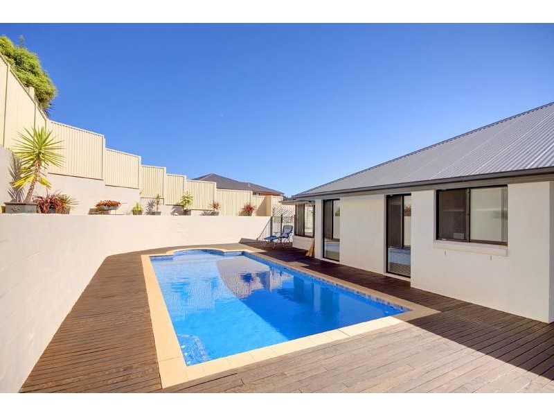 47 Murra Murra Rd, Kanahooka NSW 2530