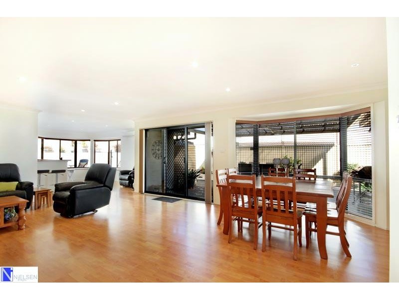 47 Murra Murra Rd, Kanahooka NSW 2530