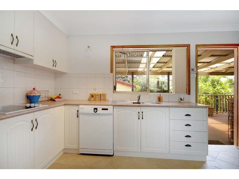 5 Bambil Cres, Dapto NSW 2530