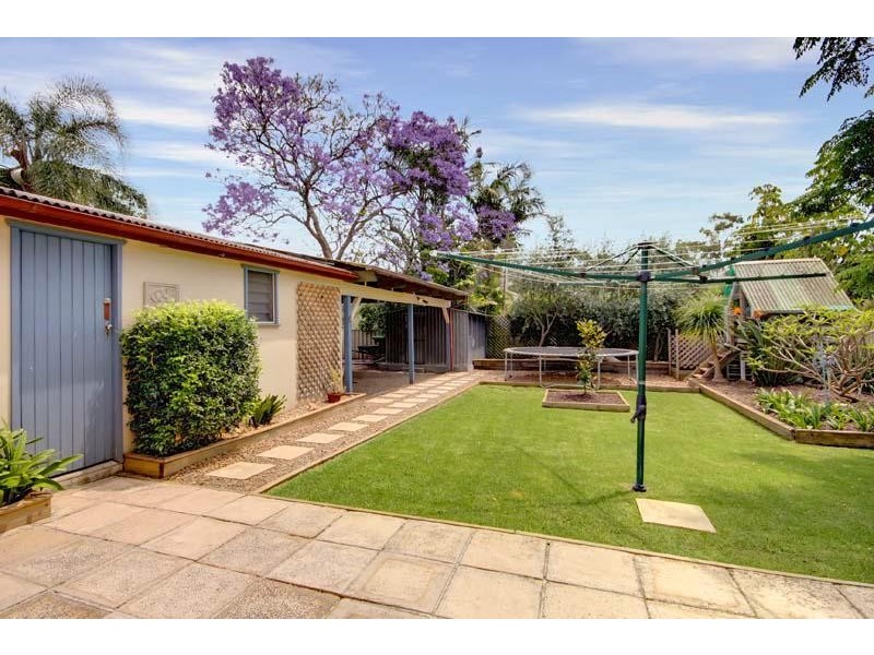 5 Bambil Cres, Dapto NSW 2530