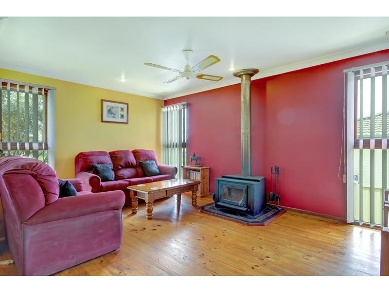 46 Gilba Rd, Dapto NSW 2530