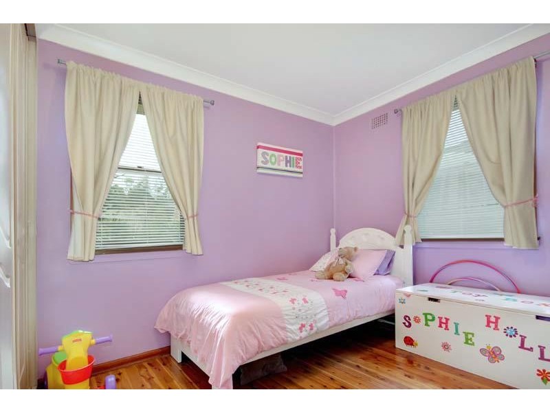 68 Lakelands  Dr, Dapto NSW 2530
