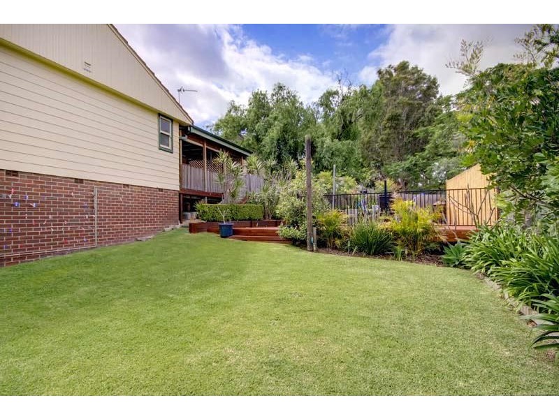 68 Lakelands  Dr, Dapto NSW 2530