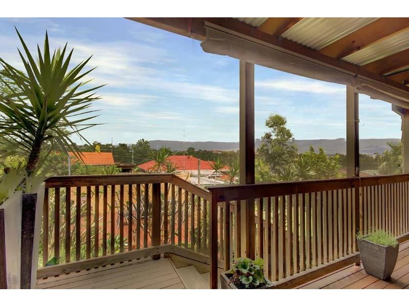 68 Lakelands  Dr, Dapto NSW 2530