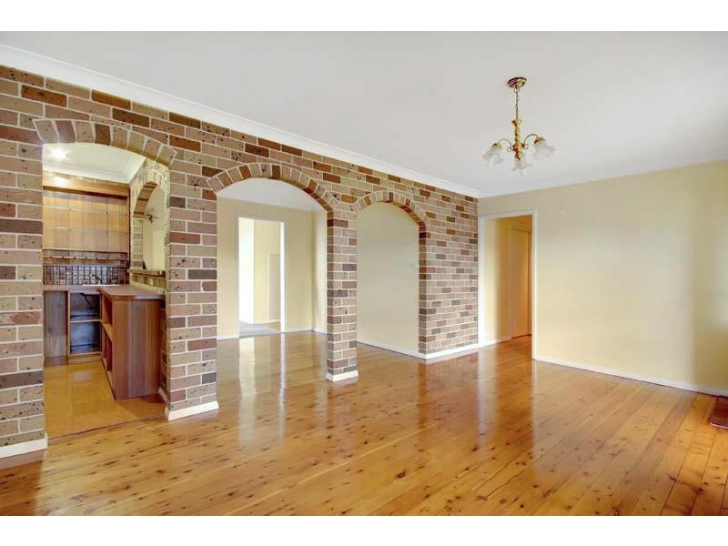 97 Thirroul Rd, Kanahooka NSW 2530