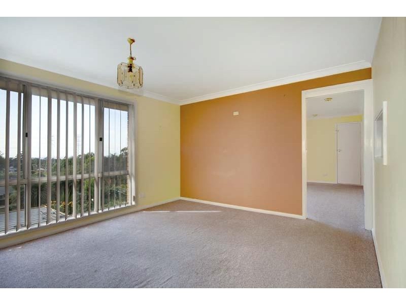 97 Thirroul Rd, Kanahooka NSW 2530