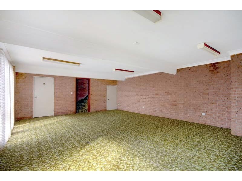 97 Thirroul Rd, Kanahooka NSW 2530