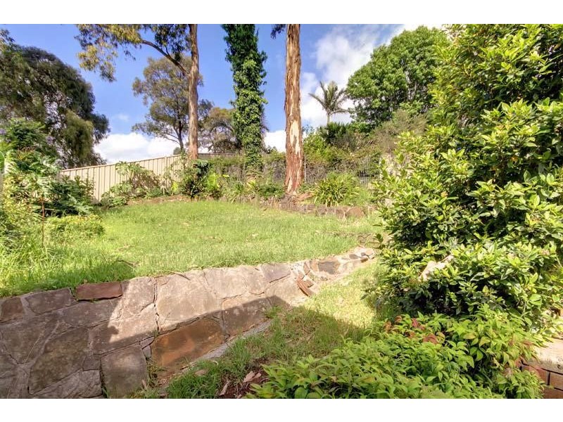 97 Thirroul Rd, Kanahooka NSW 2530