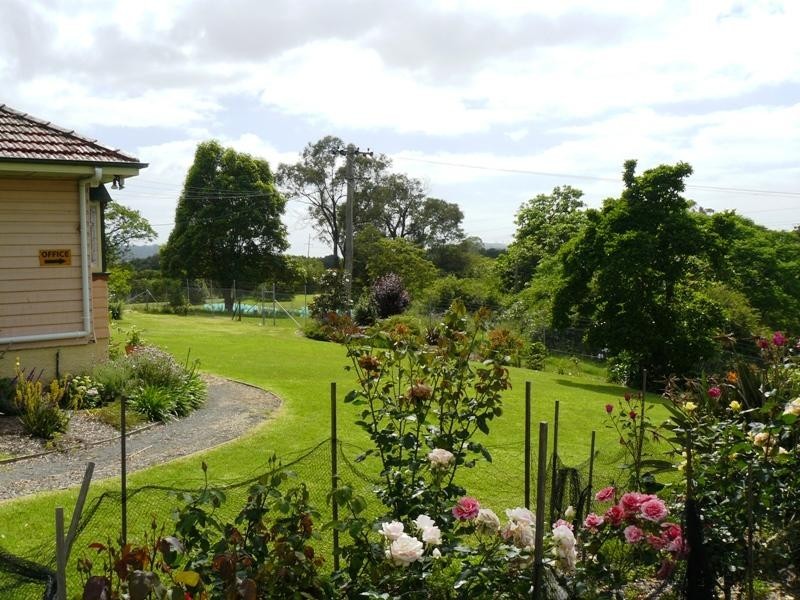 88 Darkes Rd, Kembla Grange NSW 2526