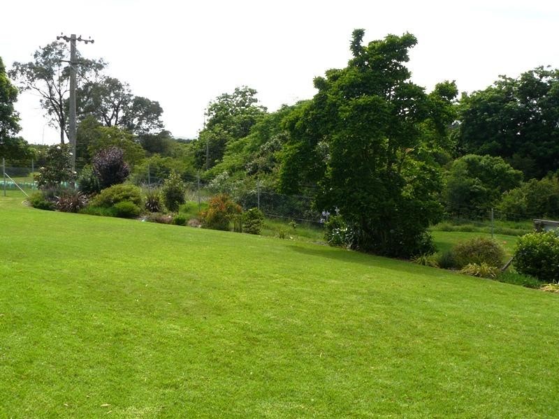 88 Darkes Rd, Kembla Grange NSW 2526