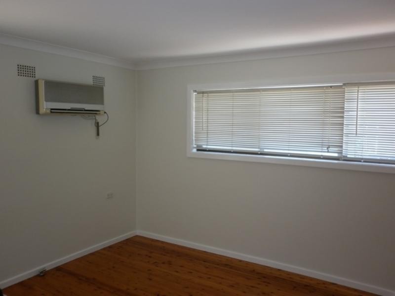 3 Wirri Pl, Berkeley NSW 2506