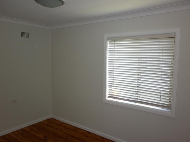 3 Wirri Pl, Berkeley NSW 2506