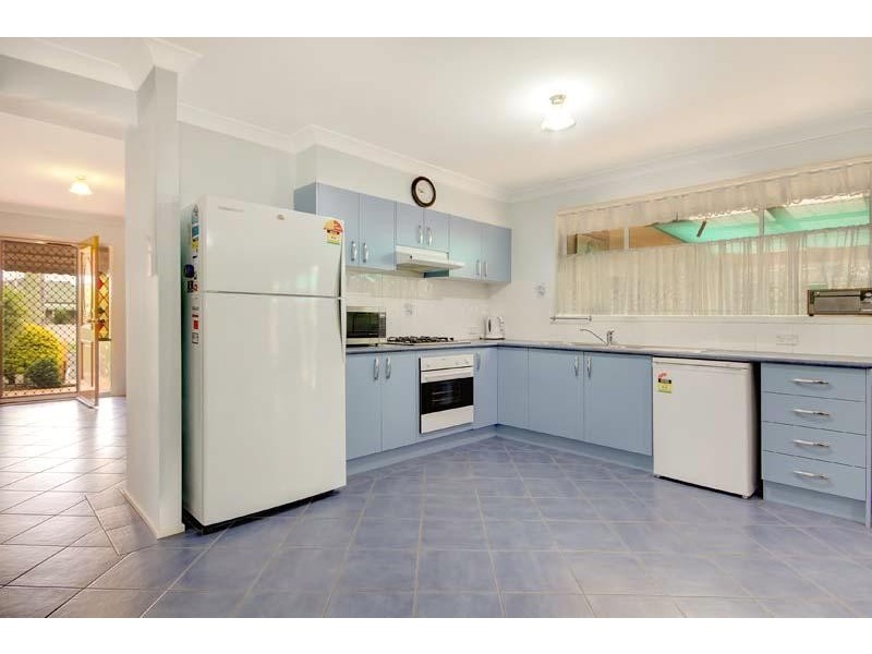 75 Osborne  Pde, Warilla NSW 2528