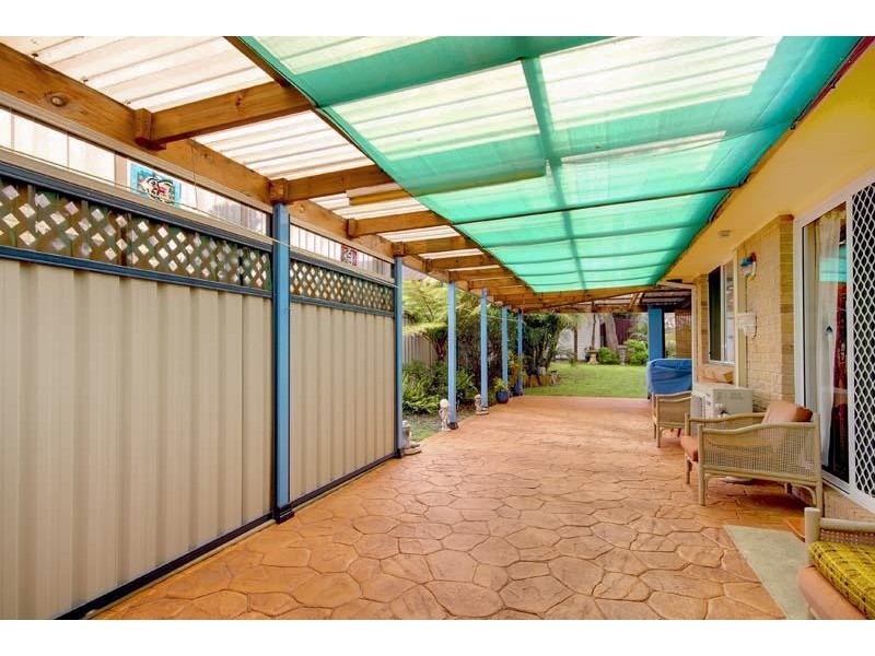 75 Osborne  Pde, Warilla NSW 2528