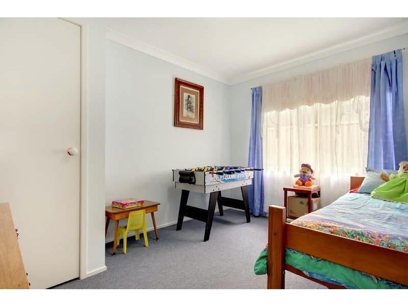 75 Osborne  Pde, Warilla NSW 2528